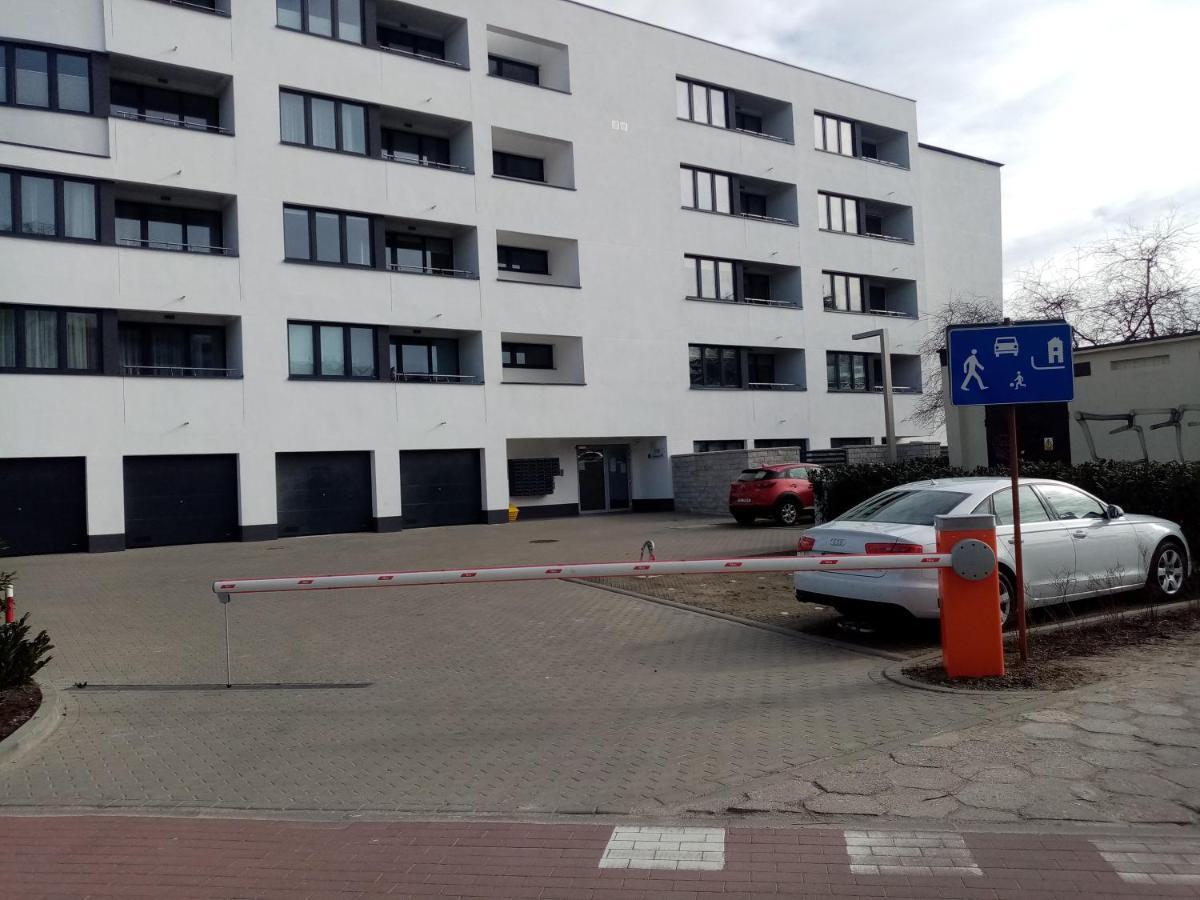 Apartamentyprzymorzu Baltycki Z Miejscem Postojowym I Ogrodkiem Kołobrzeg Extérieur photo