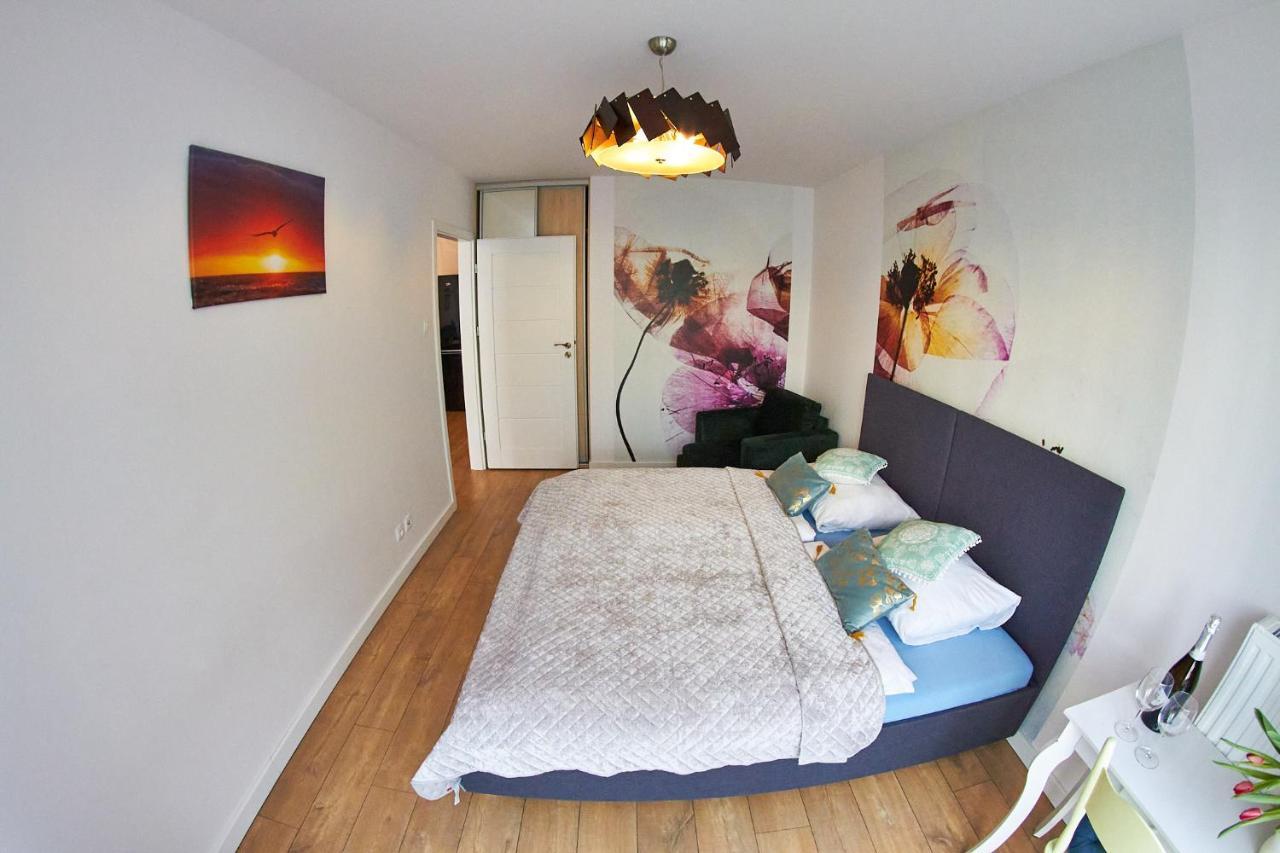 Apartamentyprzymorzu Baltycki Z Miejscem Postojowym I Ogrodkiem Kołobrzeg Extérieur photo