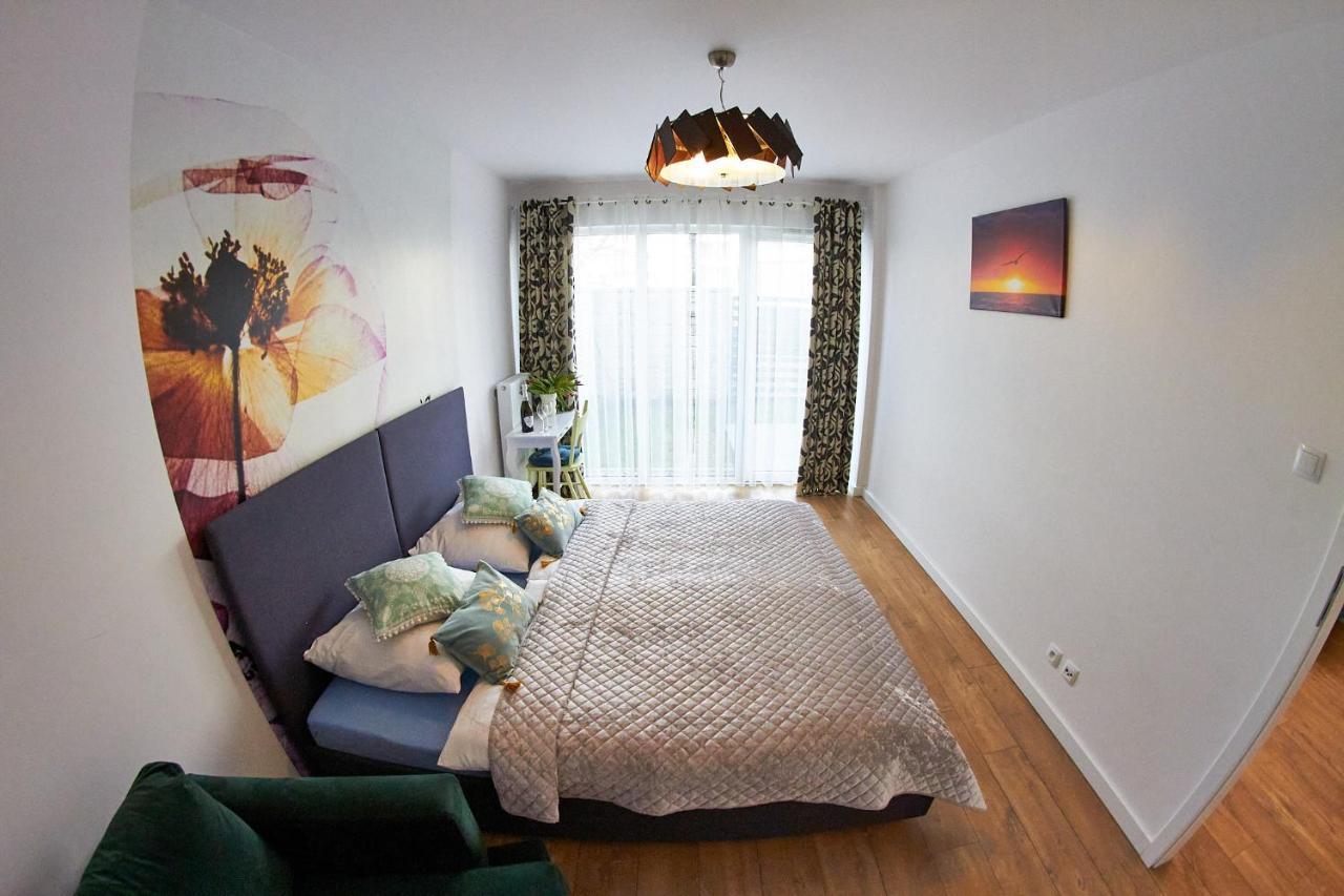 Apartamentyprzymorzu Baltycki Z Miejscem Postojowym I Ogrodkiem Kołobrzeg Extérieur photo